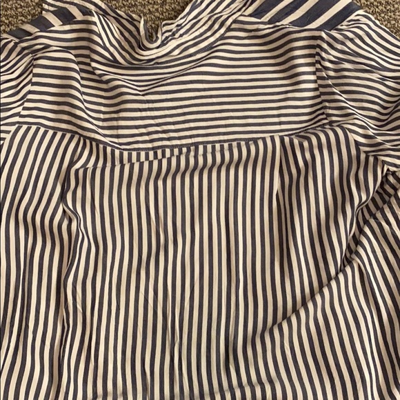 Button down shirt - Picture 3 of 3